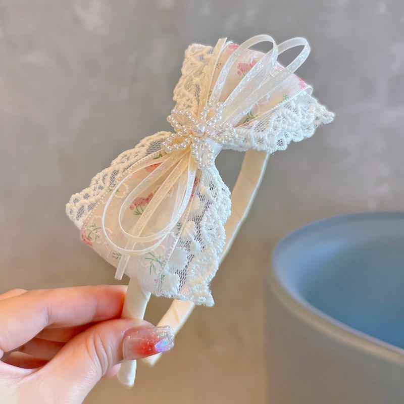 Loire Lace