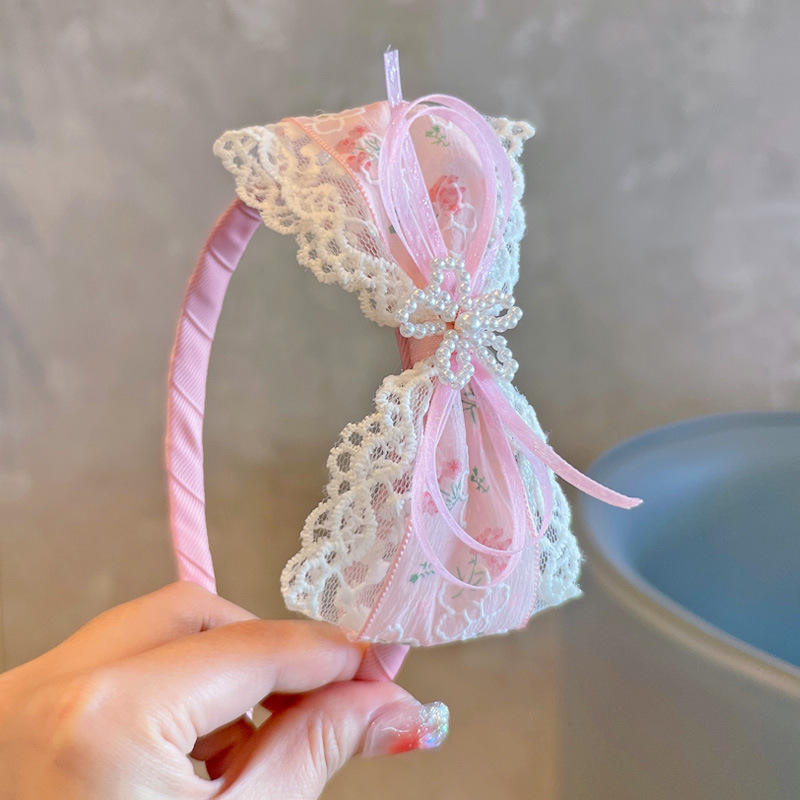 Loire Lace