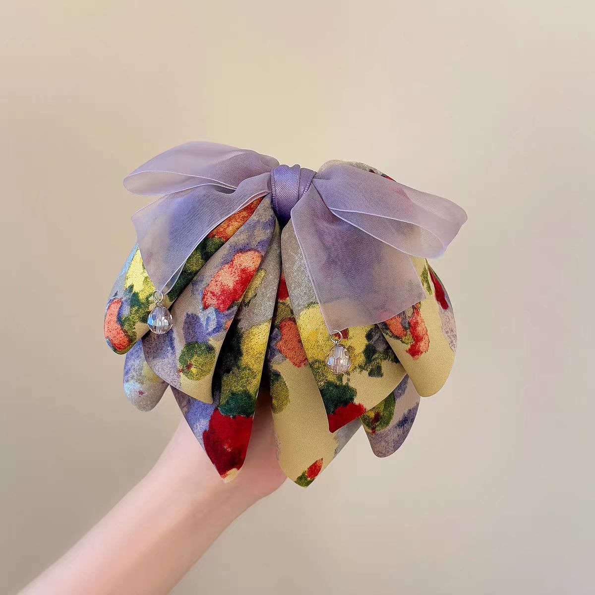 Marble Mist Claw